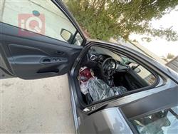 نيسان فيرسا